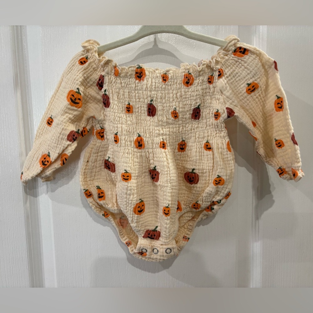 Pumpkin Print Cream girls Halloween bubble